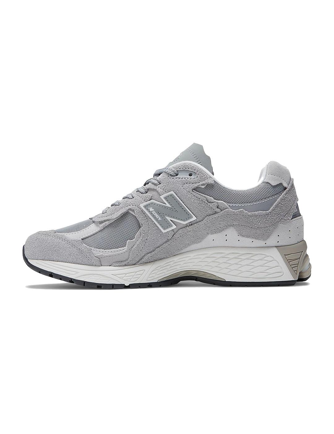 Zapatilla Hombre New Balance 2002 Gris